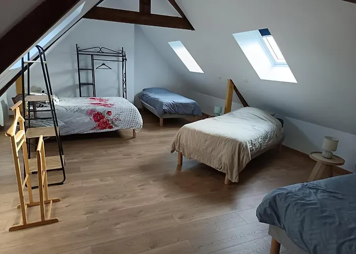 Maison Le Platier D'oye Hébergement de vacances *